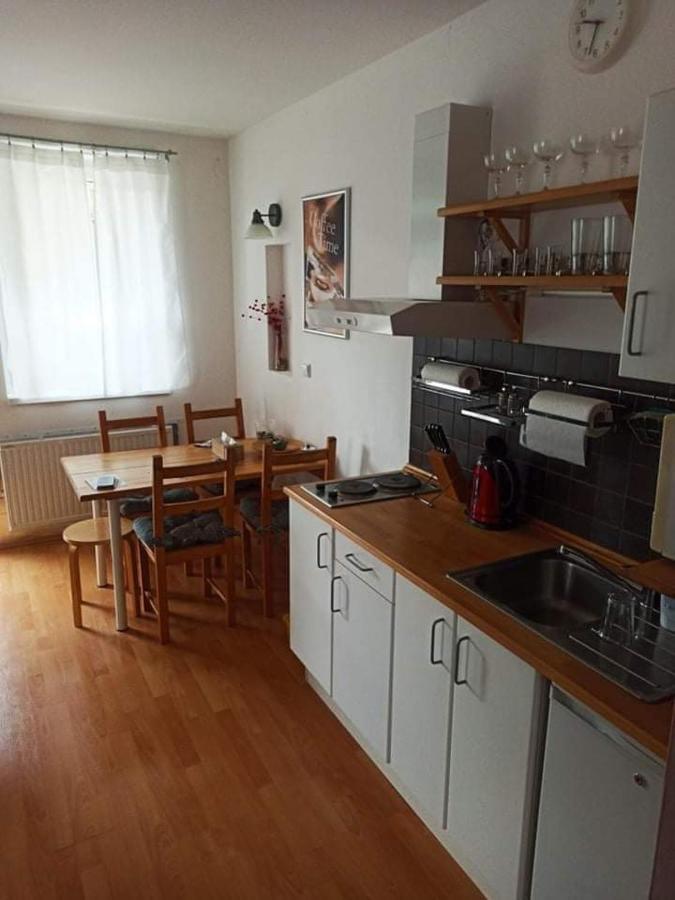 Apartman J+S Доновали Екстериор снимка